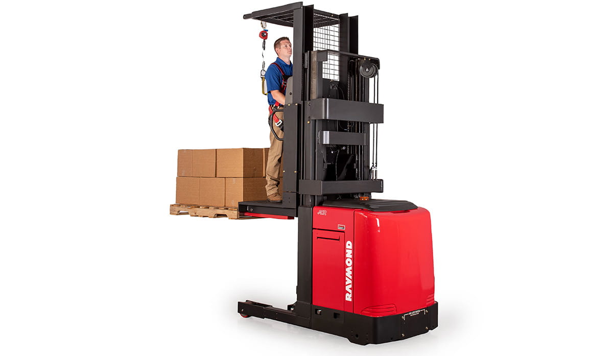 Raymond Announces 5300 Orderpicker | Raymond News